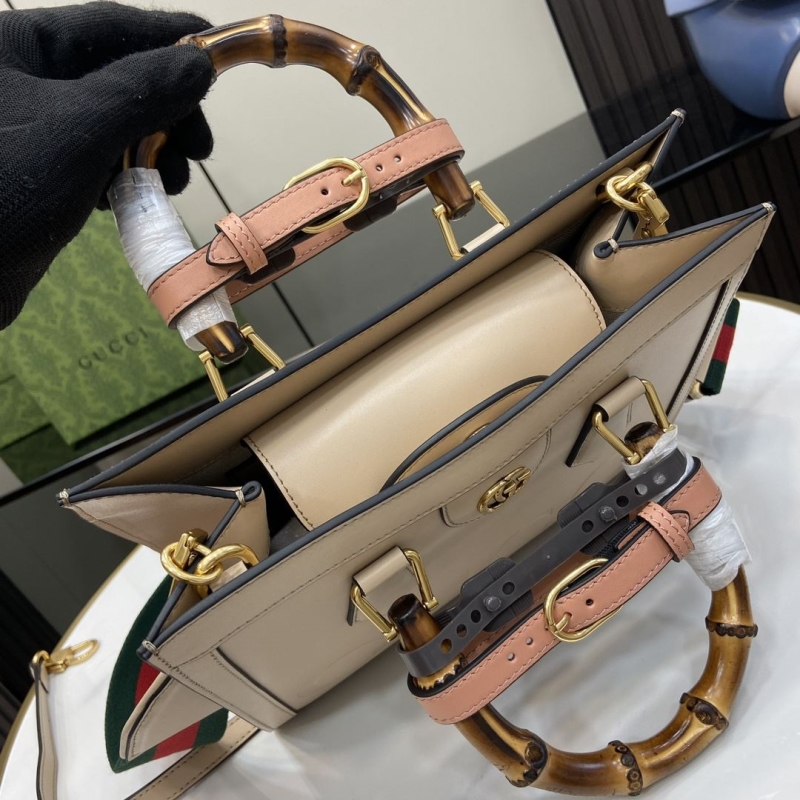 Gucci Shopping Bags